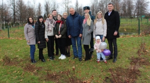 ПОСАДКА СЕМЕЙНОЙ АЛЛЕИ В БЕЛЫНИЧАХ